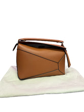 Load image into Gallery viewer, LOEWE Puzzle Small Bag
