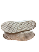 Load image into Gallery viewer, Louis Vuitton Sneakers White/ Pink
