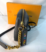 Load image into Gallery viewer, Louis Vuitton Wave Black Handbag
