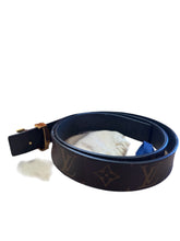 Load image into Gallery viewer, Louis Vuitton monogram reversible belt
