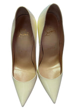 Load image into Gallery viewer, Christian Louboutins “so kate “ creme pumps
