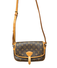 Load image into Gallery viewer, Louis Vuitton Sologne Canvas Crossbody Bag
