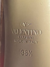 Load image into Gallery viewer, Valentino Garavani Heels
