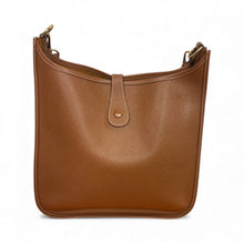Load image into Gallery viewer, Hermes Evelyne III 29 bag
