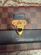 Load image into Gallery viewer, Louis Vuitton Vavin PM
