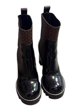 Load image into Gallery viewer, Louis Vuitton black ankle boots
