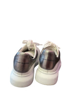 Load image into Gallery viewer, Alexander Mcqueen Sneakers

