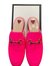 Load image into Gallery viewer, GUCCI Pink PrinceTown Mules
