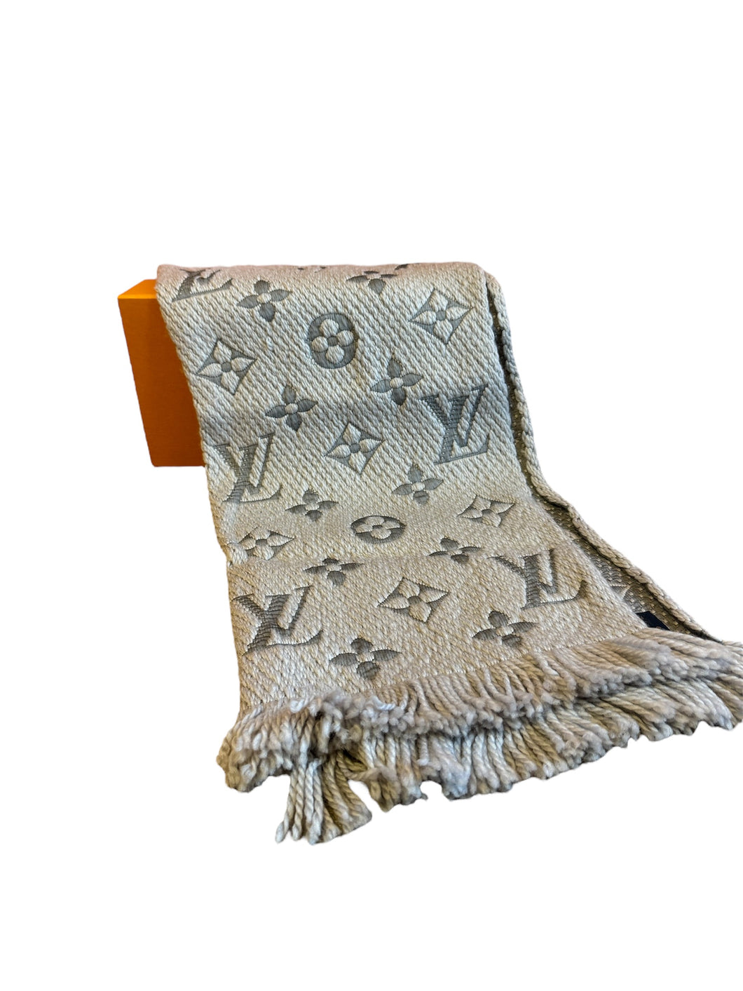 Louis Vuitton grey/white scarf