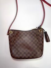 Load image into Gallery viewer, Louis Vuitton South Bank Handbag
