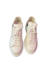 Load image into Gallery viewer, Alexander Mcqueen Sneakers
