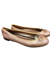 Load image into Gallery viewer, Gucci pink ballerina flats

