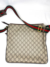 Load image into Gallery viewer, Gucci Messenger Patches Bag
