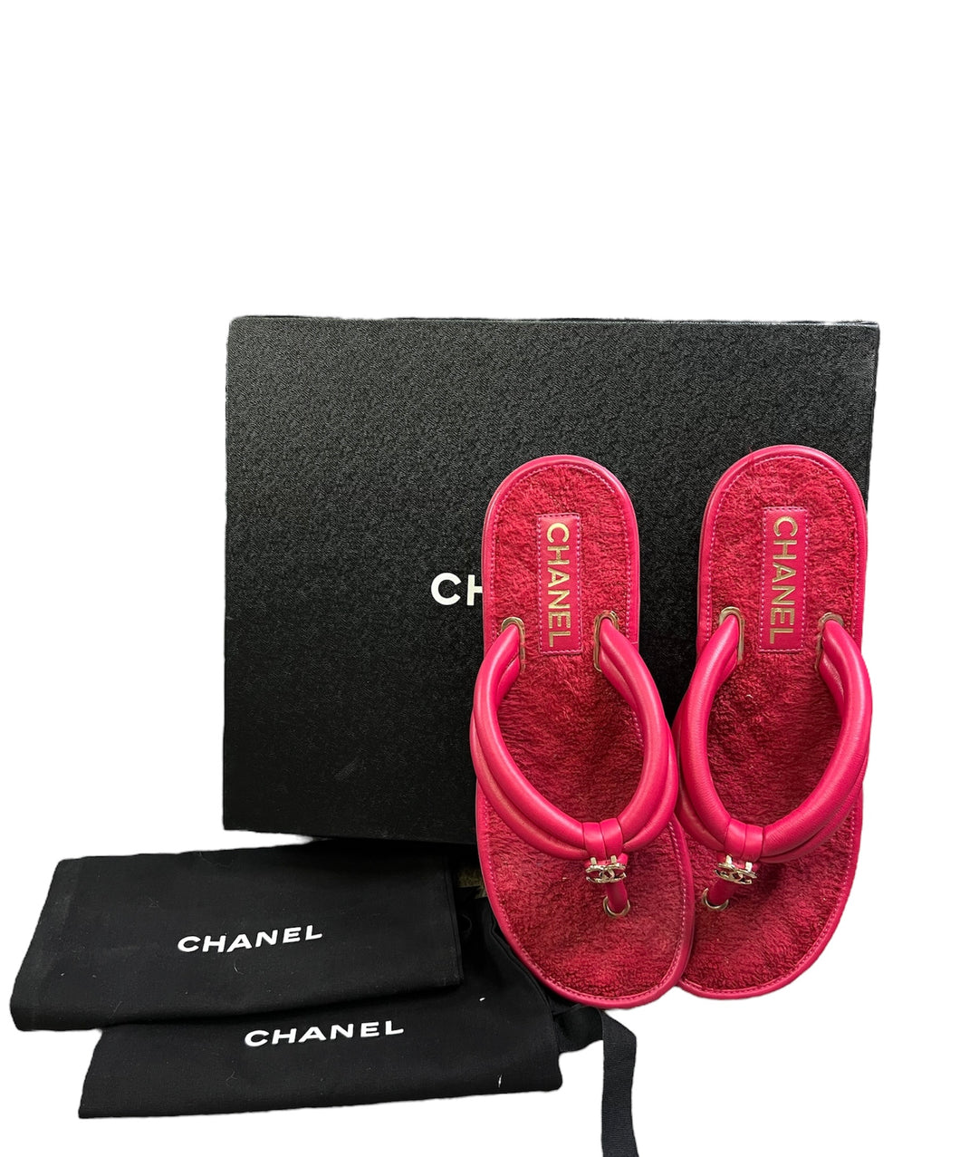 CHANEL pink slides