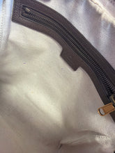 Load image into Gallery viewer, Gucci Ophidia GG Supreme Messenger Bag
