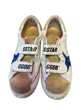 Load image into Gallery viewer, Golden Goose Blue star kids sneakers
