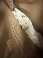 Load image into Gallery viewer, Louis vuitton graceful MM
