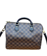 Load image into Gallery viewer, Louis Vuitton Speedy Bandoulière 30
