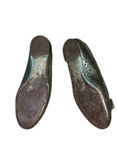 Load image into Gallery viewer, Salvatore Ferregamo Silver Ballet Flats
