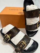 Load image into Gallery viewer, Louis Vuitton monogram Sandals
