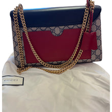 Load image into Gallery viewer, Gucci padlock GG shoulder bag
