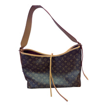 Load image into Gallery viewer, Louis Vuitton Carry All MM
