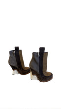 Load image into Gallery viewer, Fendi Chelsea Boots
