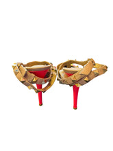 Load image into Gallery viewer, Valentino Pink Pumps
