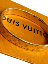 Load image into Gallery viewer, Louis Vuitton All Gold Bracelet
