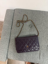 Load image into Gallery viewer, Chanel Shoulder Bag Purple Leather 2016

