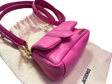 Load image into Gallery viewer, Jacquemus pink lepetite bambimou
