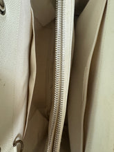 Load image into Gallery viewer, Chanel Shoppers tote
