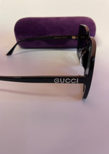 Load image into Gallery viewer, Gucci Black With Diamond Sunglasses
