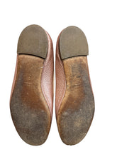 Load image into Gallery viewer, Gucci pink ballerina flats
