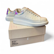 Load image into Gallery viewer, Alexander Mcqueen tornasol Sneakers
