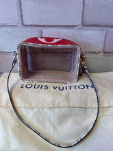 Load image into Gallery viewer, Louis Vuitton Clear Beach Pouch
