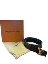 Load image into Gallery viewer, Louis Vuitton monogram reversible belt

