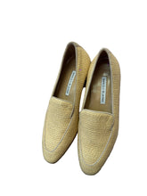 Load image into Gallery viewer, Manolo Blahnik Pitakara Raffia Loafers
