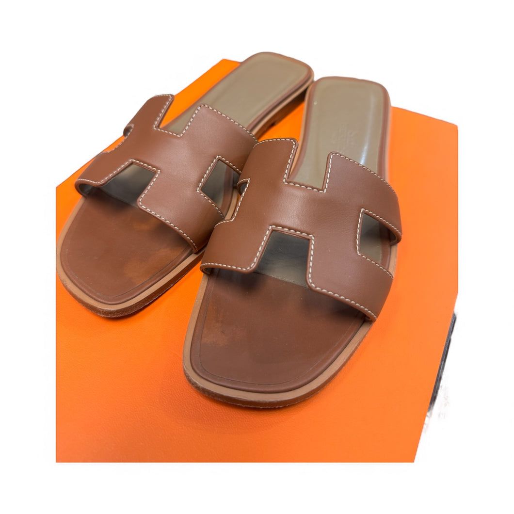 HERMES Oran Brown Sandals