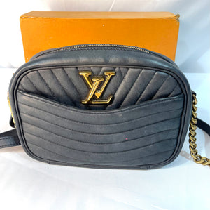 Louis Vuitton Wave Black Handbag