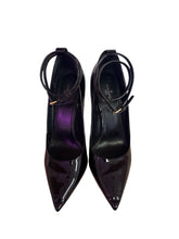 Load image into Gallery viewer, LV Black Pointed Heels

