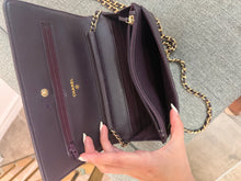 Load image into Gallery viewer, Chanel Shoulder Bag Purple Leather 2016
