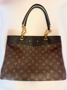 Louis Vuitton Pallas Shopping Tote