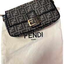 Load image into Gallery viewer, FENDI shoulderbag
