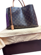 Load image into Gallery viewer, Louis Vuitton Montaigne GM monogram
