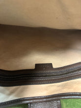 Load image into Gallery viewer, Gucci Aphrodite Medium Chocolate Shoulderbag
