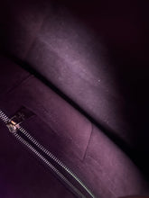 Load image into Gallery viewer, Louis Vuitton Carry All MM
