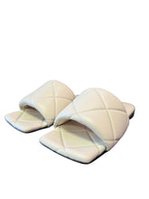 Load image into Gallery viewer, Bottega veneta slides

