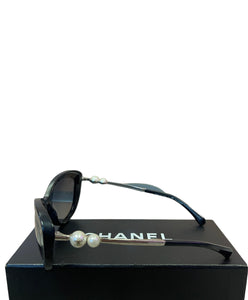 Chanel CAT EYE SUNGLASSES