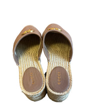 Load image into Gallery viewer, Gucci Nude Spadrilles
